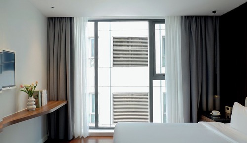 One Bedroom Apartment