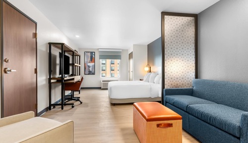 Room, 1 King Bed, Non Smoking