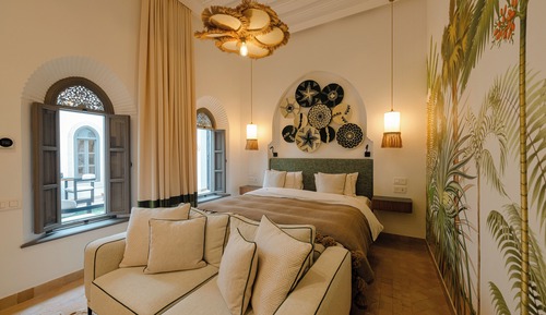 Deluxe Suite