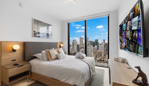 Luxury Apartment, 3 Bedrooms, City View