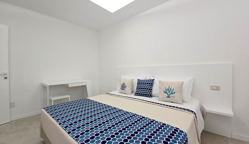Deluxe Room, Patio, Courtyard View