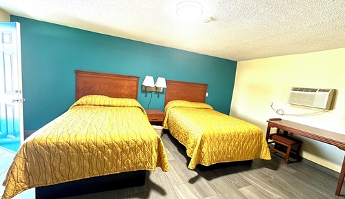 Junior Room, 2 Double Beds, Non Smoking