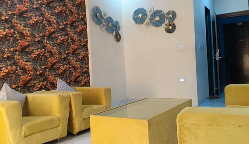 Royal Studio Suite