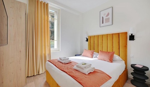 Superior Apartment