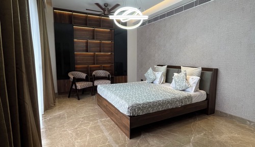 4 Bedrooms Apartment With Balcony