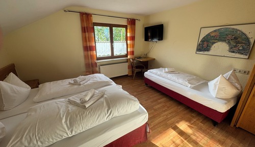 Standard Triple Room, Garden View