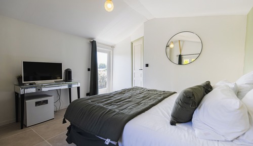 Deluxe Double Room, Balcony, Mountain View