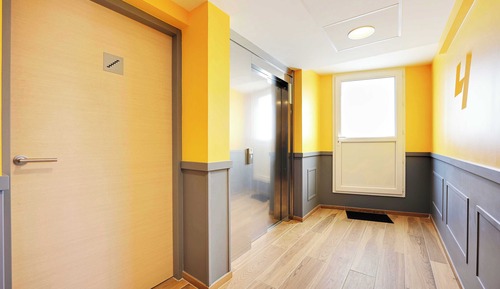 Comfort Apartment, City View