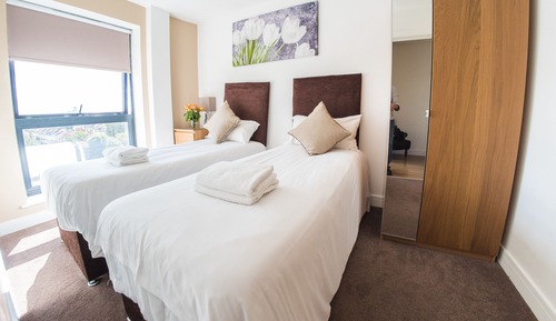 Apartment, Private Bathroom, City View (3 Bedroom Apartment)