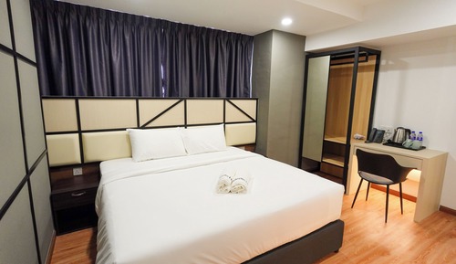 Superior Room, 1 King Bed