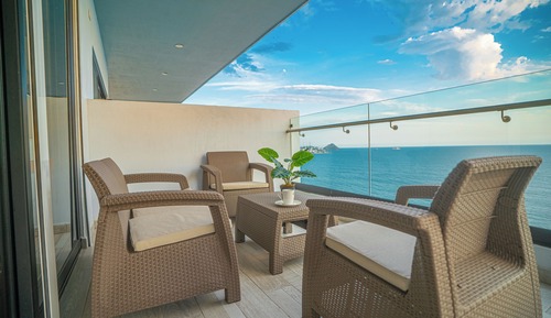 Deluxe Apartment, Beach View