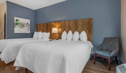 Standard Studio, 2 Queen Beds, Non Smoking, Refrigerator & Microwave