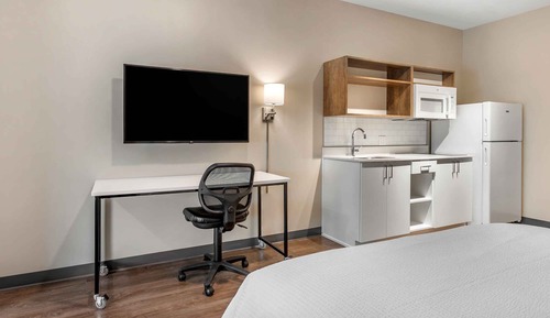 Premium Studio, 2 Queen Beds, Non Smoking, Refrigerator & Microwave
