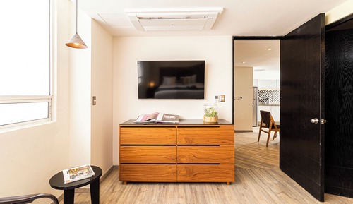 Signature Apartment, City View