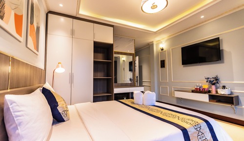 Deluxe Double Room Single Use