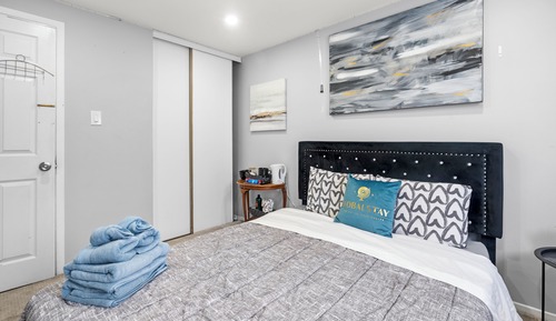 Exclusive Room, Shared Bathroom, City View
