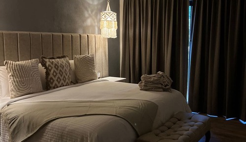 Exclusive Room