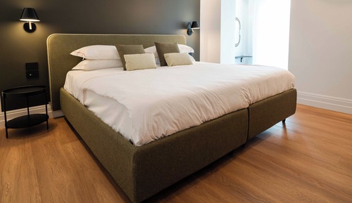 Deluxe Room, Balcony, City View