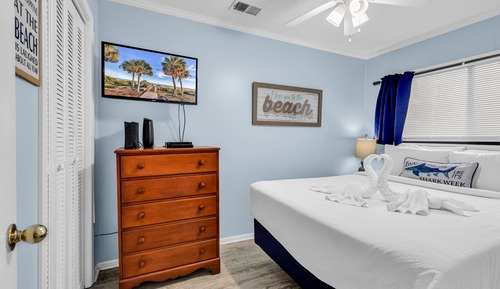 Signature Condo, Beach View