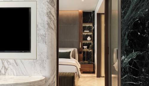 Zeus Presidential Suite with Balcony, Temple View & outdoor Jetted Tub