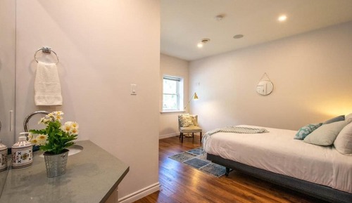 Deluxe Room, Private Bathroom