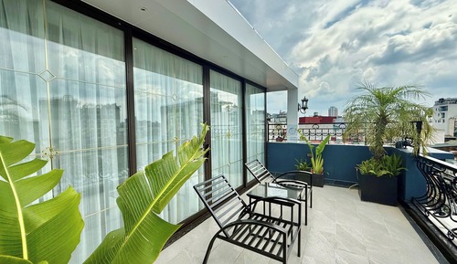Family Room, 1 Bedroom, Balcony, City View