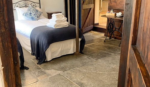 Comfort Twin Room, Private Bathroom