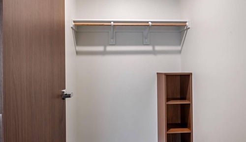 Suite, 1 King Bed, Accessible, Non Smoking (Accessible Tub)