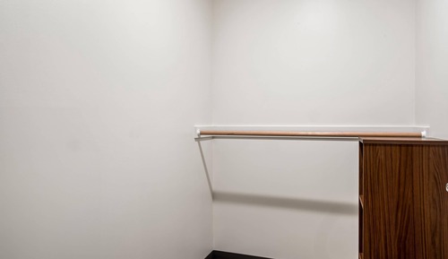 Suite, 1 King Bed, Accessible, Non Smoking (Roll-in Shower)