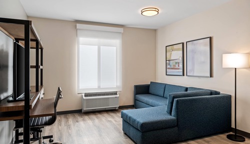 Suite, 1 King Bed, Non Smoking