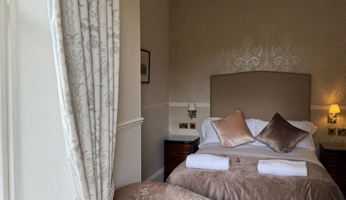 Heather Room