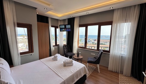 Premium Suite