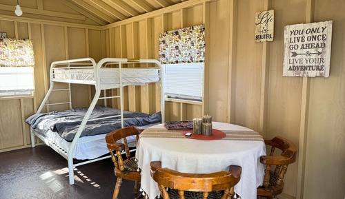 Panoramic Cabin