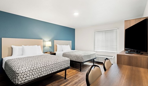 Room, 2 Queen Beds, Accessible, Non Smoking