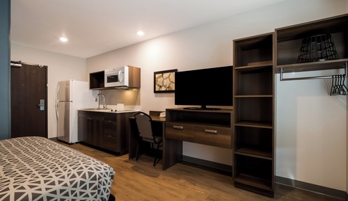 Standard Room, 2 Queen Beds, Non Smoking
