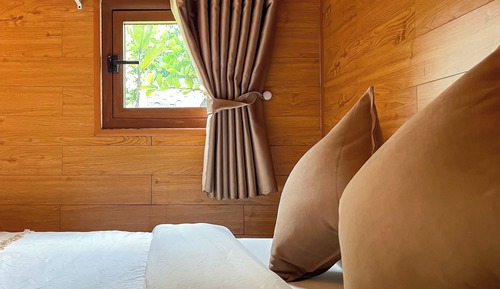 Bungalow, 1 Queen Bed, Garden View