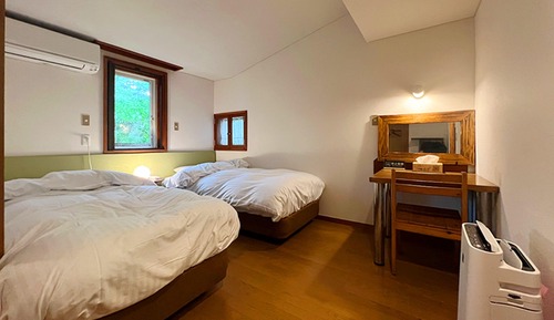 Deluxe Quadruple Room, Multiple Beds, Non Smoking