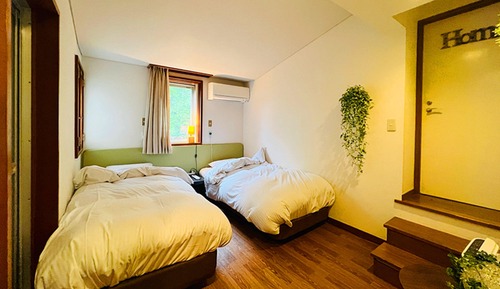 Economy Twin Room, 2 Twin Beds, Non Smoking, Hill View