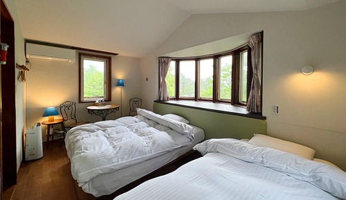 Family Triple Room, Multiple Beds, Non Smoking, Mountain View