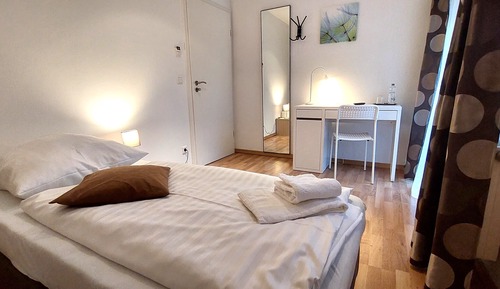 Basic Single Room, Non Smoking