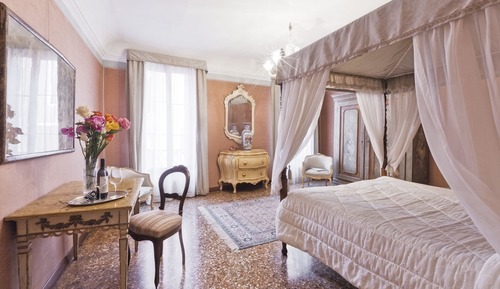 Premium Apartment