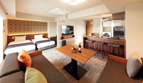 Suite with 10sqm Balcony, Non Smoking