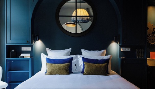 Deluxe Room, 1 King Bed