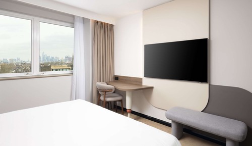 Superior Room, 1 King Bed