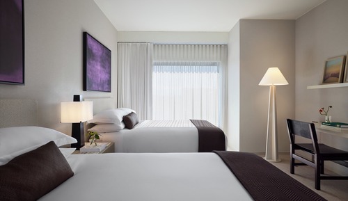 Room, 2 Queen Beds, Mountain View