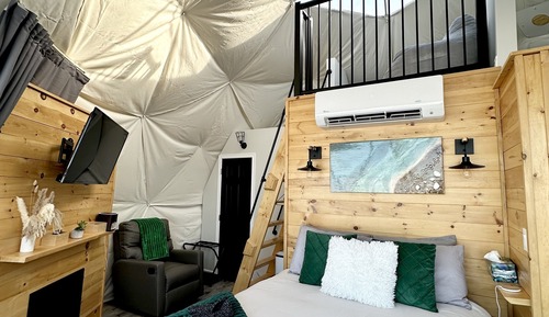 Romantic Tent, 1 Bedroom, Hot Tub, Bay View