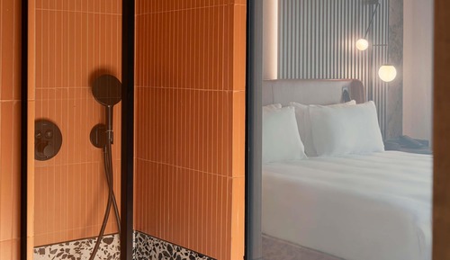 Superior Room, City View