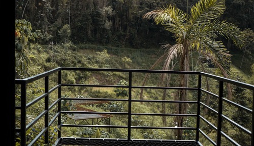 Exclusive Cabin