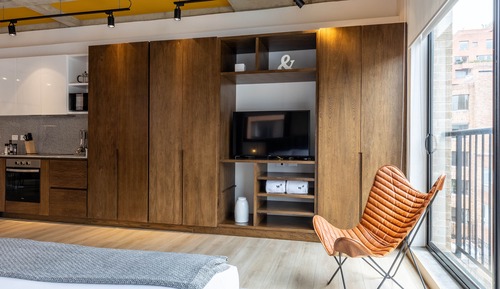 Apartment (505)
