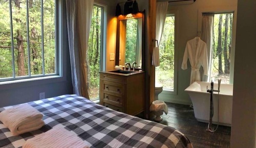 Exclusive Cabin